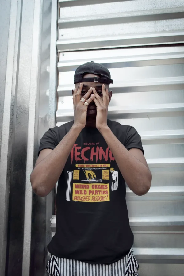 BEWARE OF TECHNO | Unisex T-Shirt